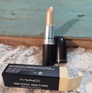 New Mac Spoiled fabulous lipstick